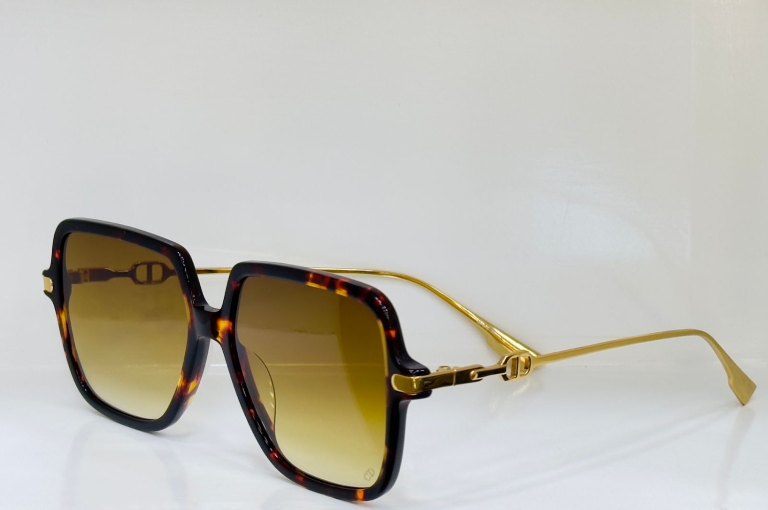 نظارة DIOR ميرور اوريجنال للسيدات